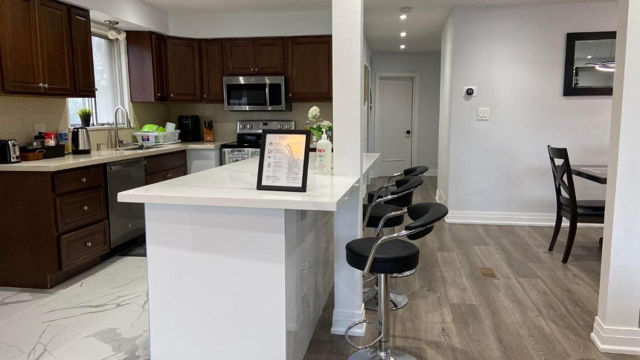 Spectacular 3 Bedroom 2 Wr House - Close To Airport 多伦多 外观 照片