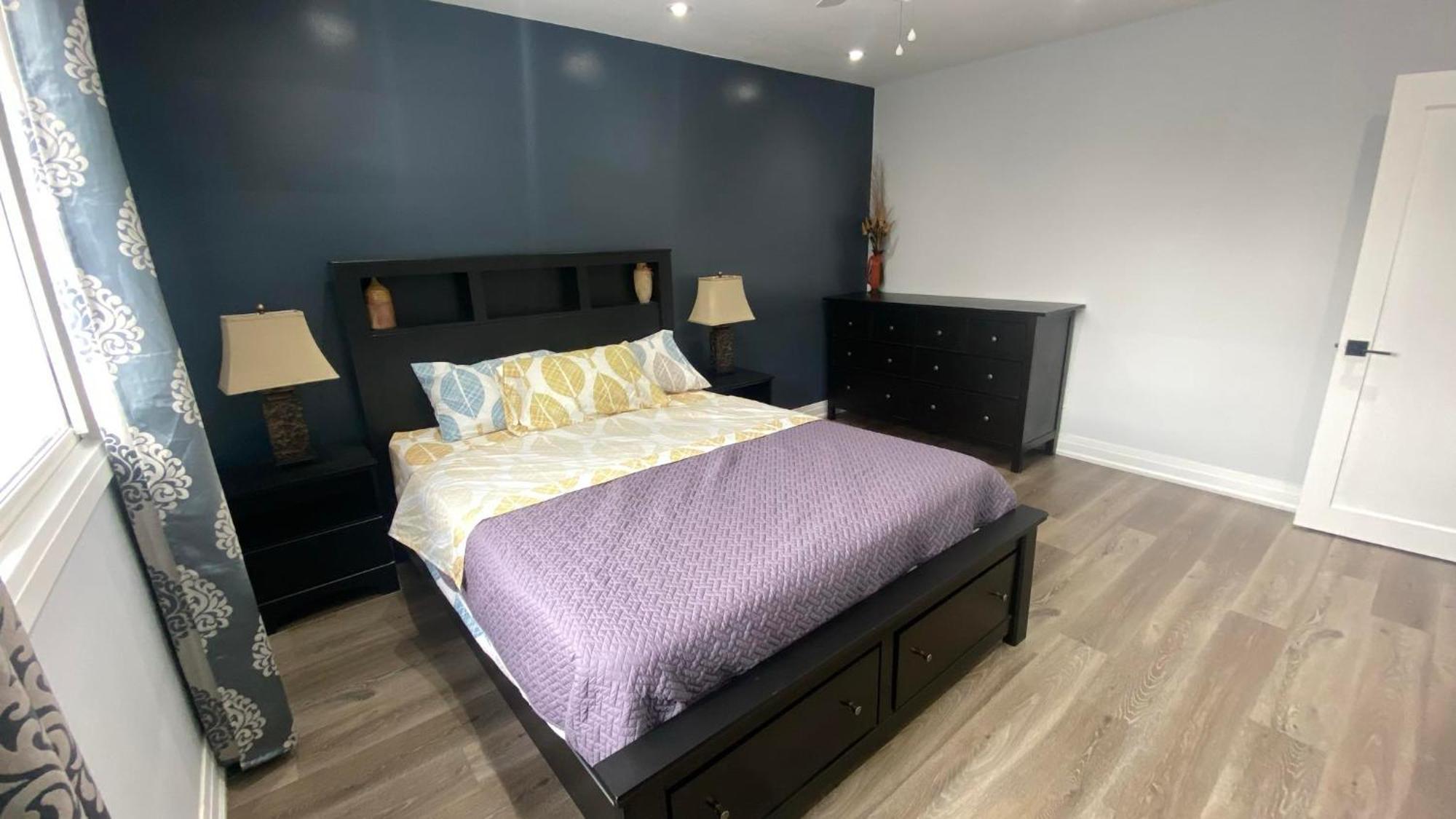 Spectacular 3 Bedroom 2 Wr House - Close To Airport 多伦多 外观 照片