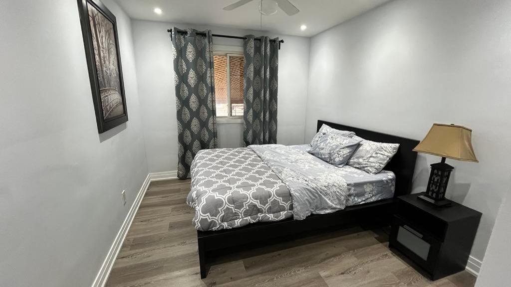 Spectacular 3 Bedroom 2 Wr House - Close To Airport 多伦多 外观 照片